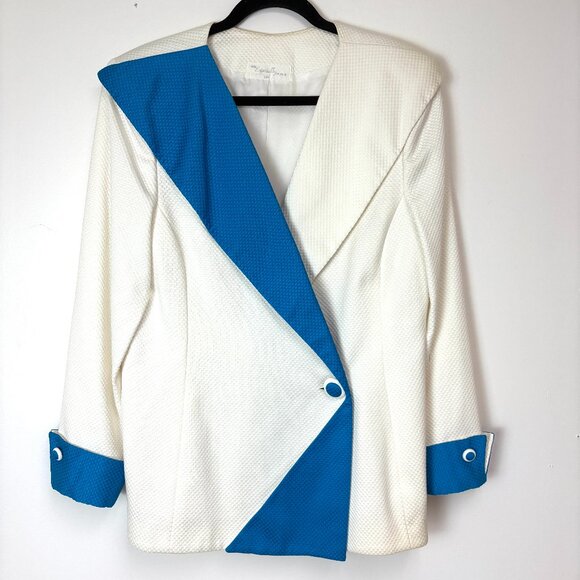 Women’s White & Blue Geometric Power Suit W/Jacket & 2 Skirts - Picture 1 of 16